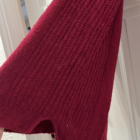 Cupcakes and Cashmere burgundy wine sweater - Picture 6 of 6